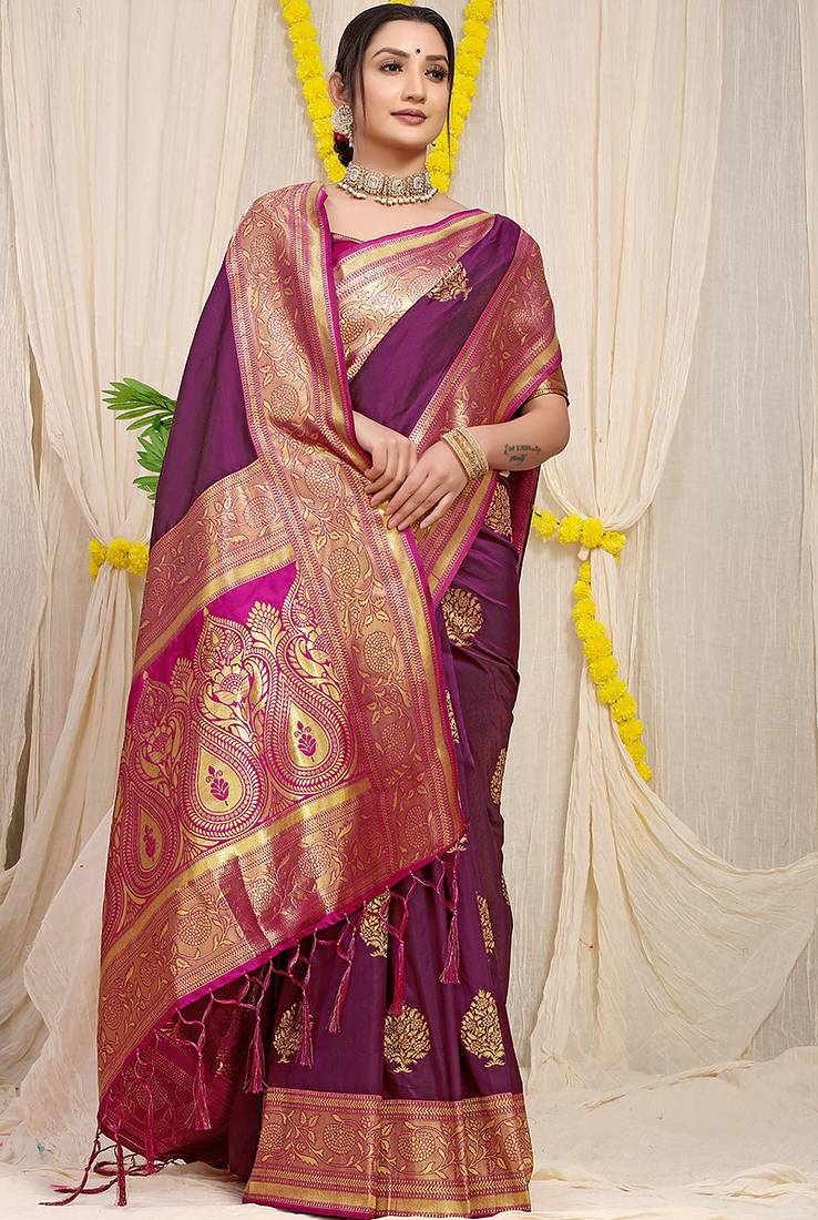 Dark purple silk blend kanjivaram saree with dark magenta zari border