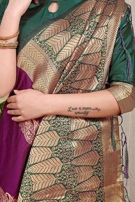 Wine silk blend saree with rich zari paisley weaving & dark green contrast border 4