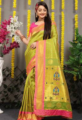 Parrot green paithani silk blend saree with  rani pink border and peacock pallu 1