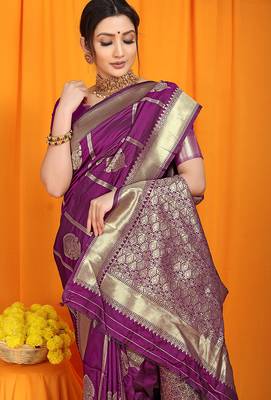 Purple banarasi silk blend saree with rich zari border & buttas 3