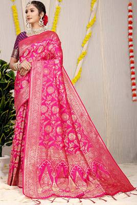 Rani pink banarasi silk blend saree with all-over floral zari jaal work 1