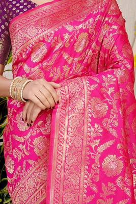 Rani pink banarasi silk blend saree with all-over floral zari jaal work 4
