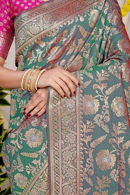 Teal green banarasi silk blend saree with all-over floral zari jaal work 4