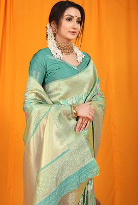 Turquoise banarasi silk blend saree with all-over floral jaal 4