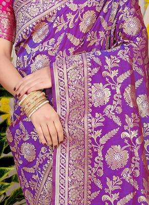 Purple banarasi silk blend saree with all-over floral zari jaal work 4