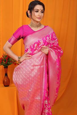 Rani pink banarasi silk blend saree with rich zari floral weaving 4