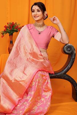 Light pink banarasi silk blend saree with rich zari floral weaving 4
