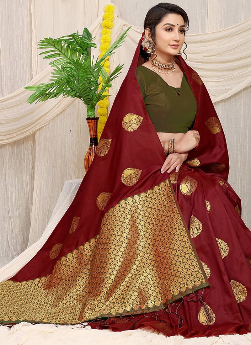 Maroon banarasi silk blend saree with zari buttas & green zari border