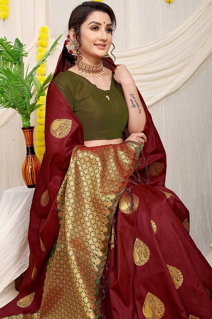Maroon banarasi silk blend saree with zari buttas & green zari border