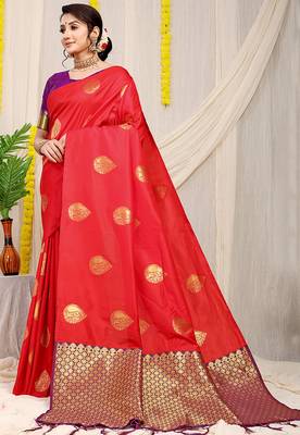 Red banarasi silk blend saree with zari buttas & green zari border 1