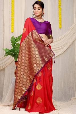Red banarasi silk blend saree with zari buttas & green zari border 2