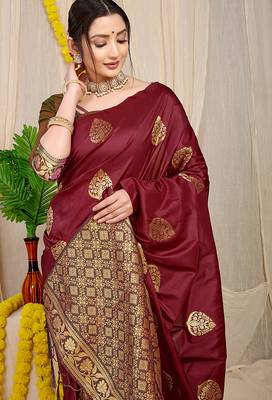 Maroon banarasi silk blend saree with  zari butta & olive green woven border 3
