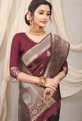 Maroon banarasi silk blend saree with rich zari woven border 4