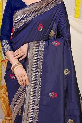Navy blue banarasi silk blend saree with zari border & woven buti design 4