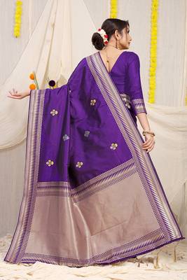 Deep violet banarasi silk blend saree with zari border & woven buti design 2