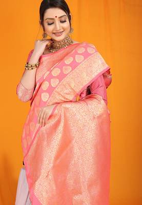 Pink banarasi silk blend saree with rich gold zari weaving & brocade pallu 3