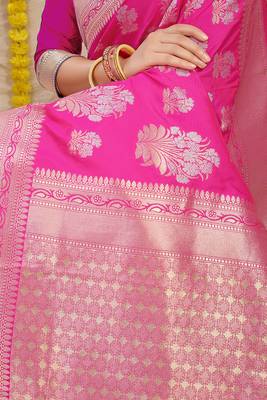 Rani pink banarasi silk blend saree with zari floral weaving & rich pallu 4