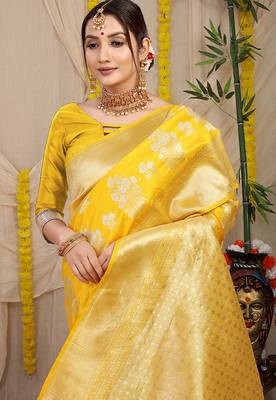 Yellow banarasi silk blend saree with zari floral weaving & rich pallu 3