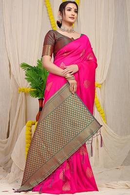 Rani pink banarasi silk blend saree with gold leaf buttis & woven border 2