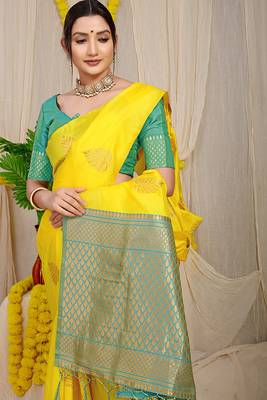 Yellow banarasi silk blend saree with gold leaf buttis & woven border 3