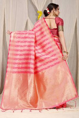 Pink & gold banarasi silk blend saree with zari woven geometric pattern 2