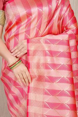 Pink & gold banarasi silk blend saree with zari woven geometric pattern 4