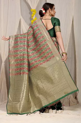 Dark green & maroon banarasi silk blend saree with zari woven geometric pattern