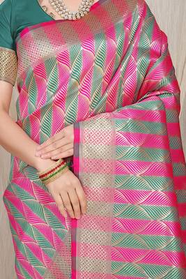 Rani pink & teal green banarasi silk blend saree with zari woven geometric pattern 4