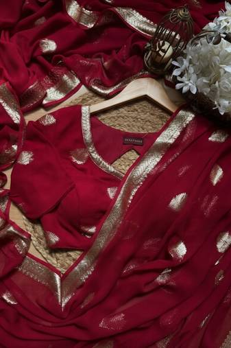 Red Color zari Weaving jaquard Saree