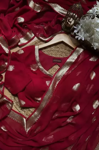 Red Color zari Weaving jaquard Saree