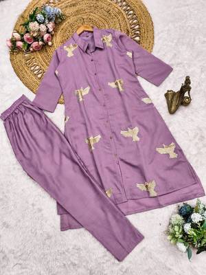 Modern lavender collared kurti set with gold bird embroidery 4