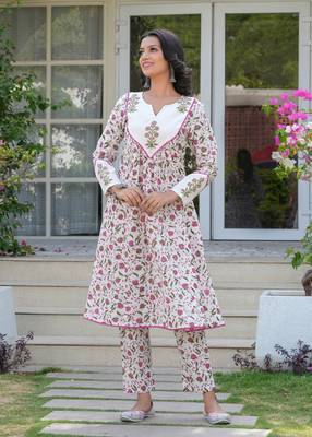 Floral Hand Block Printed A-Line Kurta Set 3