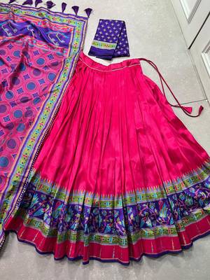 pink silk lehenga with printed sparkle design 5