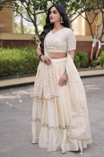 Women Embroidery Zari Sequins-work Navratri Lehenga Choli Set 