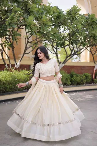 Women Embroidery Zari Sequins-work Navratri Lehenga Choli Set 