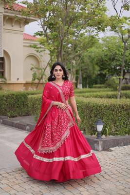 Women Embroidery Zari Sequins-work Navratri Lehenga Choli Set For Women 5