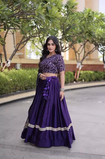 Women Embroidery Zari Sequins-work Navratri Lehenga Choli Set For Women