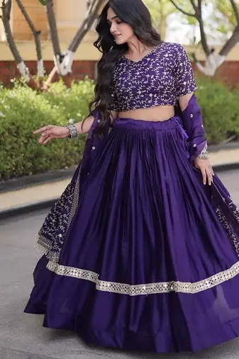 Women Embroidery Zari Sequins-work Navratri Lehenga Choli Set For Women