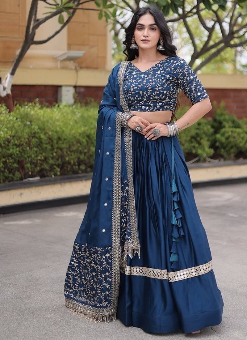 Women Embroidery Zari Sequins-work Navratri Lehenga Choli Set For Women