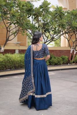 Women Embroidery Zari Sequins-work Navratri Lehenga Choli Set For Women 2