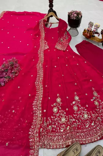 Pink fendy silk embroidered stitched kurta set