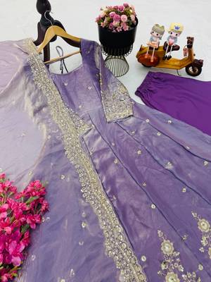 Lavender fendy silk embroidered stitched kurta set 2