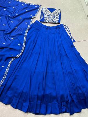 PC Kashmiri Bead & Sequin Infused Party Wear Lehenga 5