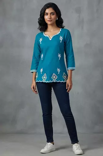 Teal embroidered scalloped short kurti