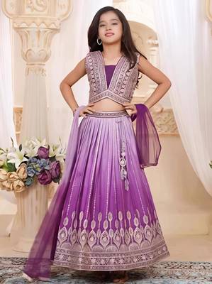 Kids blue lehenga choli with Dupatta embroidery work 2