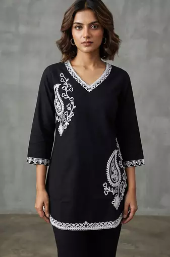 Sophisticated black and white paisley embroidered kurti