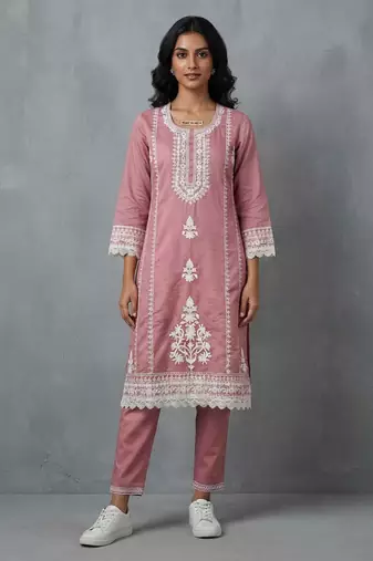 Elegant mauve embroidered kurti co-ord set