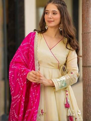 Women Gotta Patti Anarkali Kurta 4