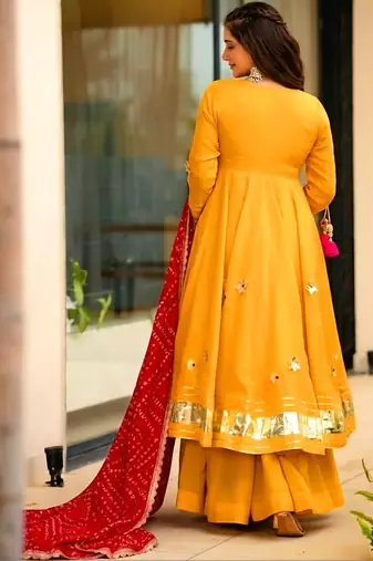 Women Embellished Anarkali Kurta