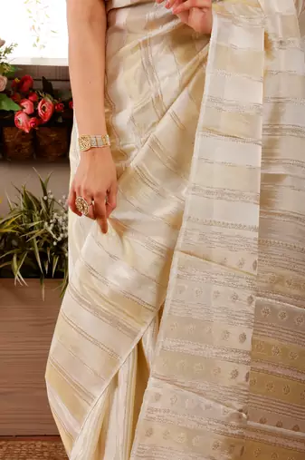 Nisha Authentic Handloom saree
